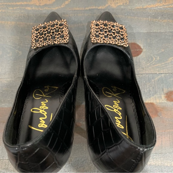London Rag Women's Black Stiletto Pumps Heels in Size 7 Brooch Accent on Toe - Picture 8 of 14